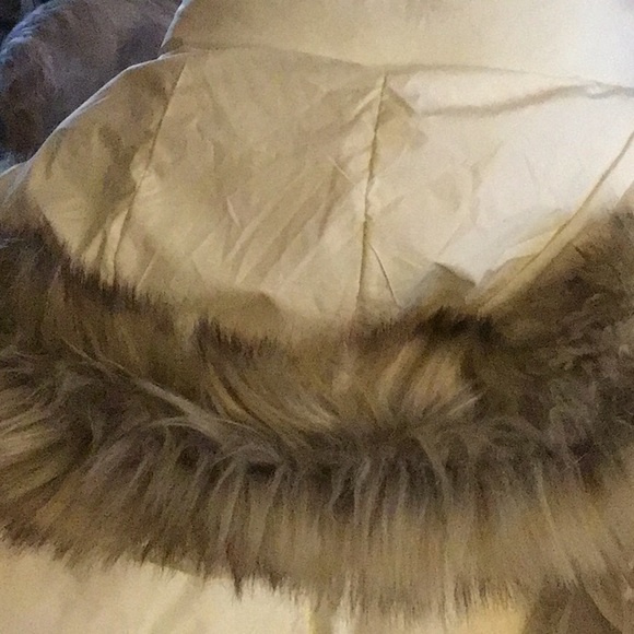 New ladies winter parka xl - Picture 3 of 3